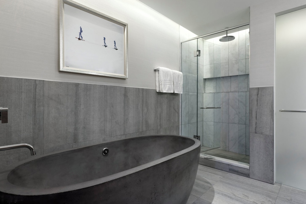 3 Bedrooms, Pyramid, Suite, 3 King Beds، Four Seasons Resort and Residences Vail 2/2