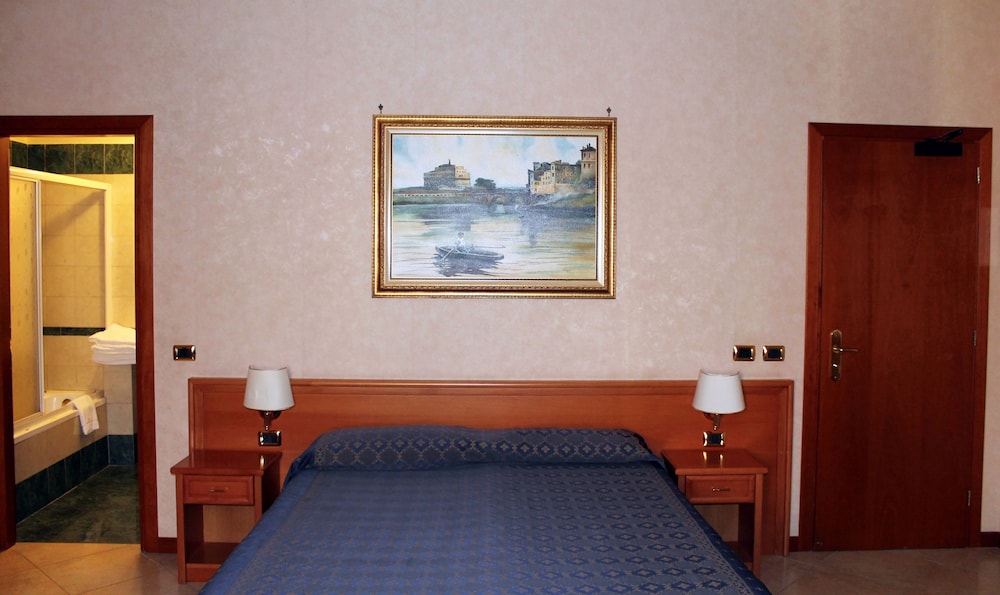 Orlanda Hotel 25/50