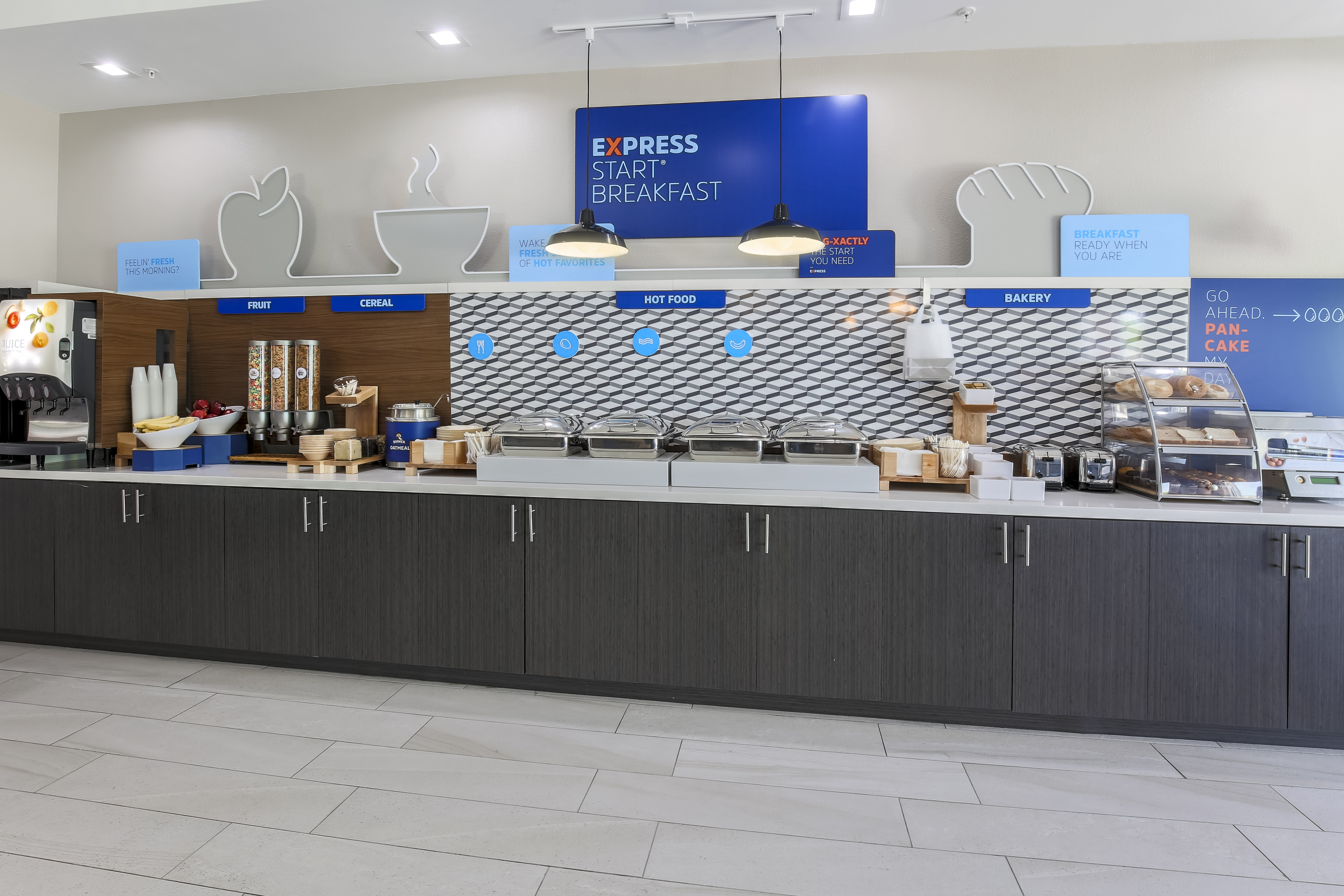 Holiday Inn Express Suites Houston Se Airport Area 63/71