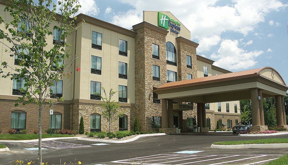 Holiday Inn Express Hotel And Suites Cleveland Northwest 1/61