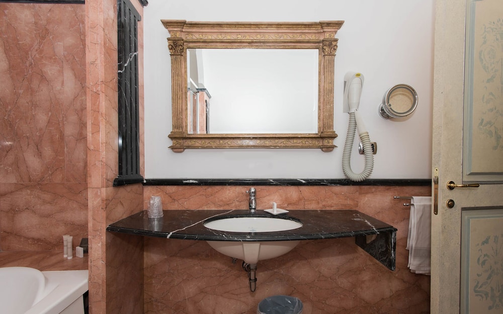 Hotel Villa San Pio 24/28