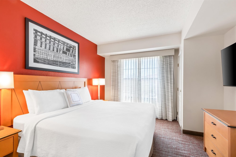 Sonesta ES Suites Goodyear 15/58