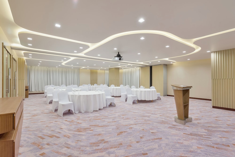 IntercityHotel Bawshar 30/62