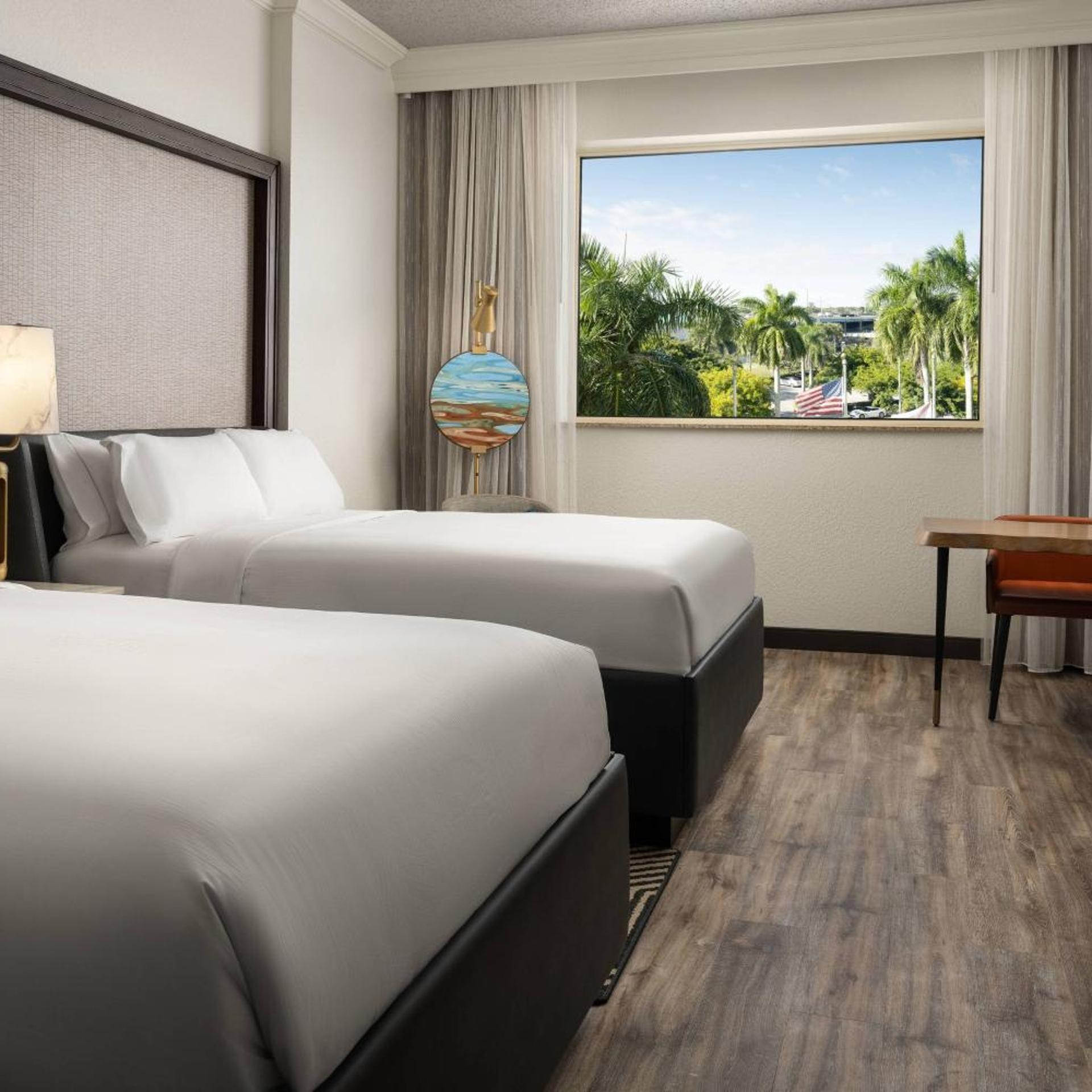 Guest Room, 2 Double Beds, Club Floor, High Floor