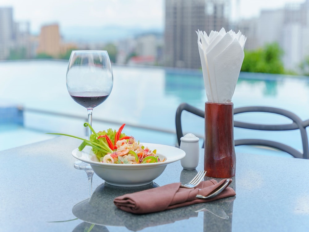 360 Resort Sihanoukville 54/69