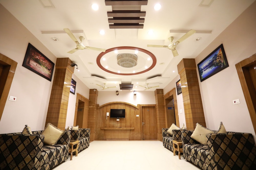 HOTEL KRISHNA JI 48/67