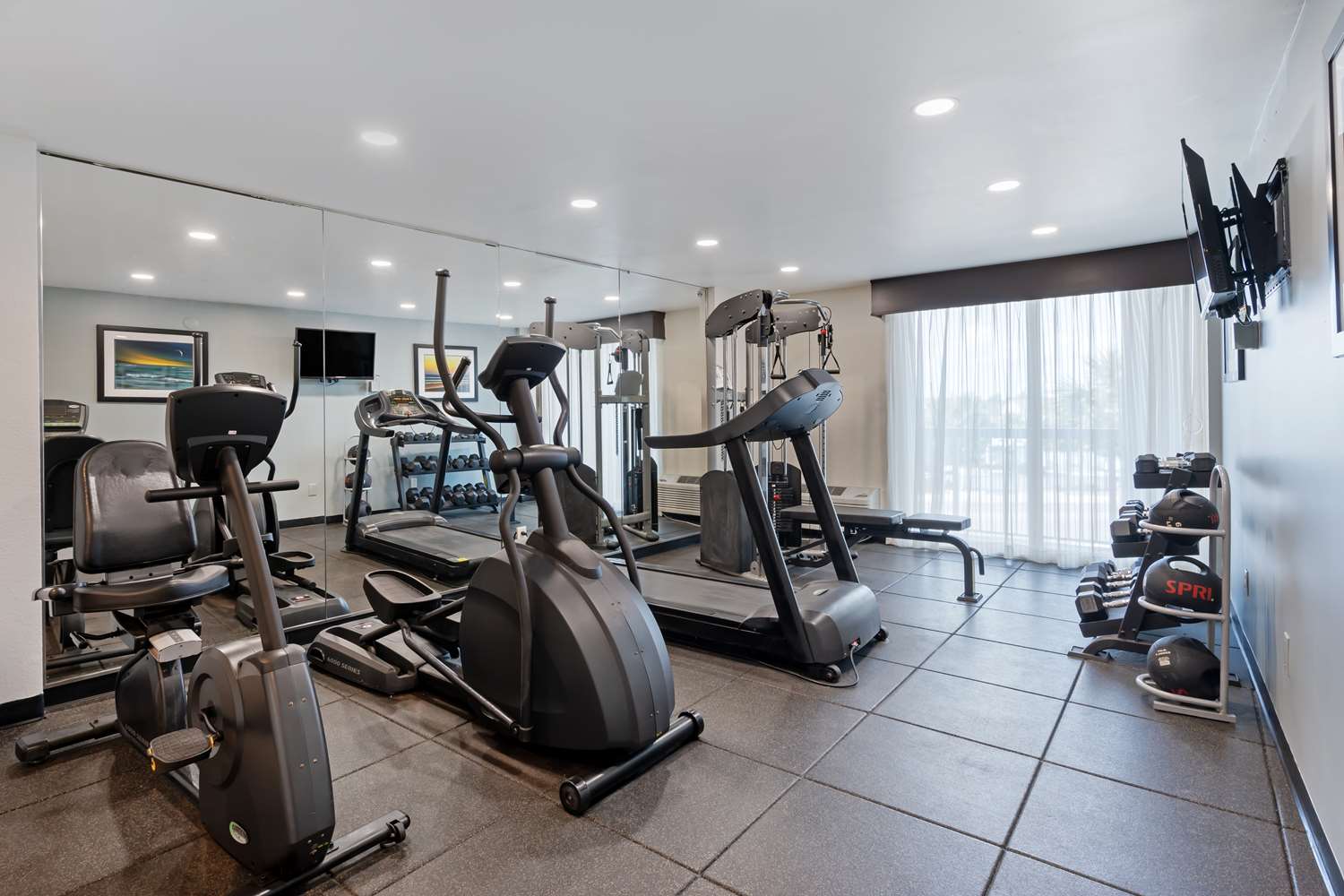 Best Western Plus Daytona Inn Seabreeze Oceanfront 29/47