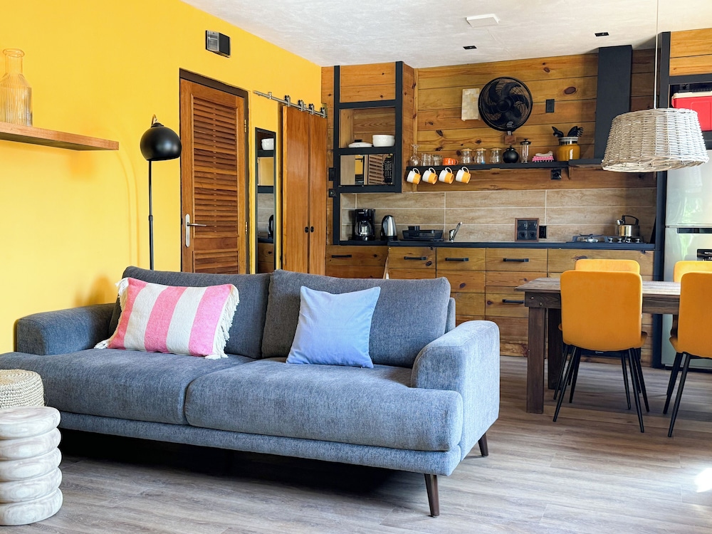 Jan Kok Lodges 30/47