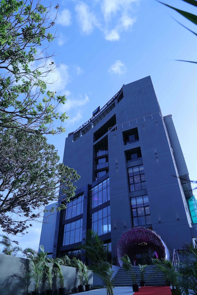 Grand Tamanna Hotel 2/45