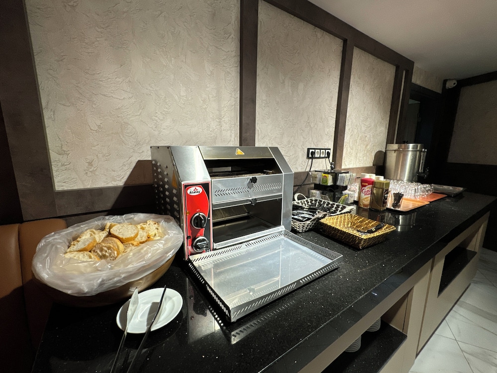 Korkmaz Otel 36/59