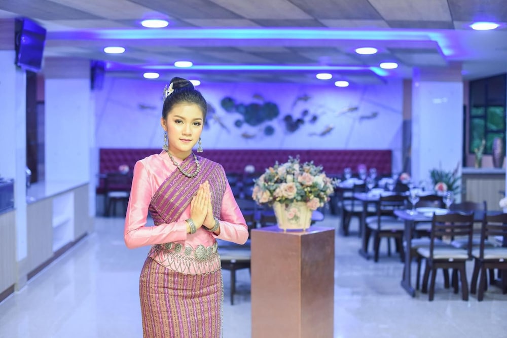 Wish Hotel Ubon 7/21
