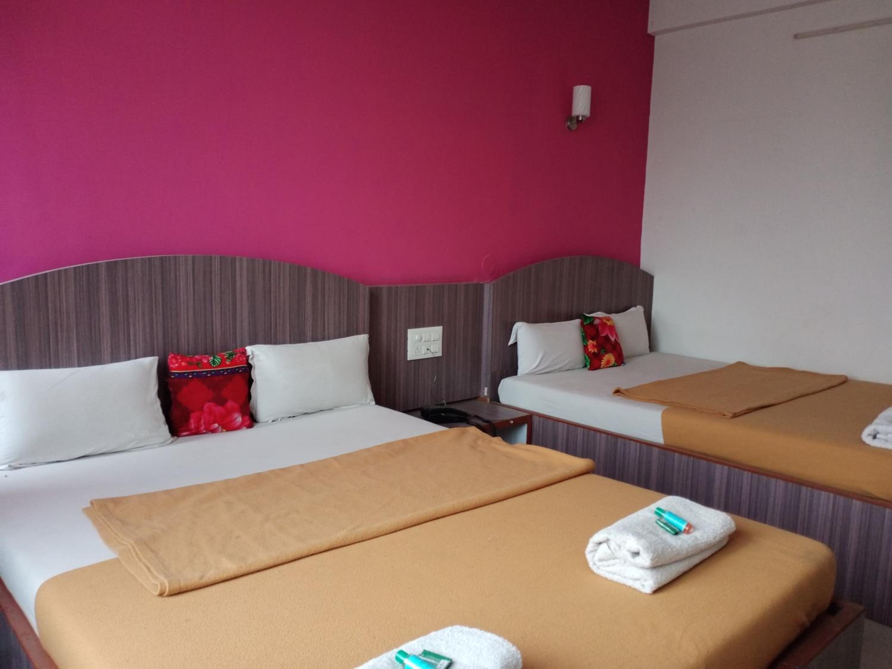 Hotel Malhar Palace 6/16