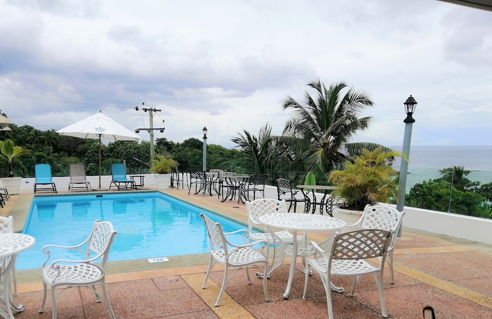 Le Relax Hotel and Restaurant 46/47