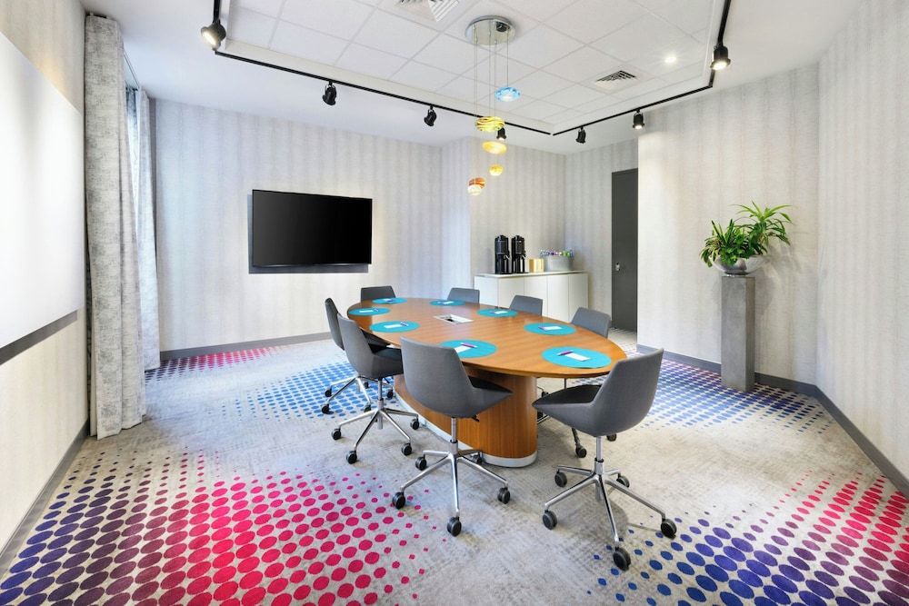Aloft Greenville Downtown 37/50