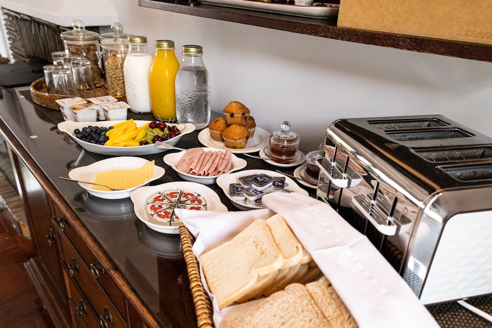 Cape Village Lodge 30/50