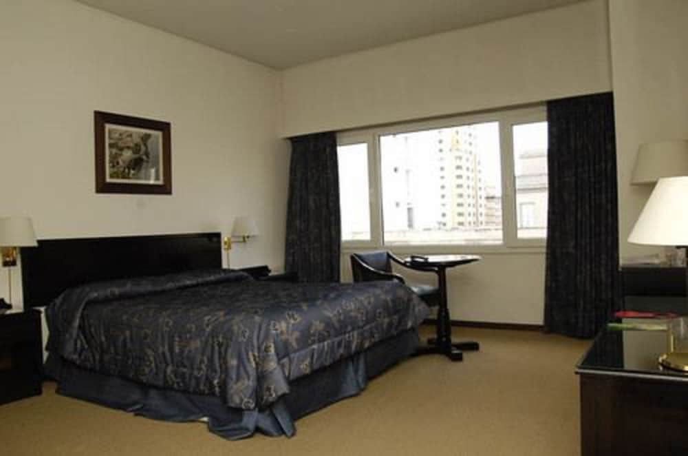 Hotel Austral Bahia Blanca 12/37
