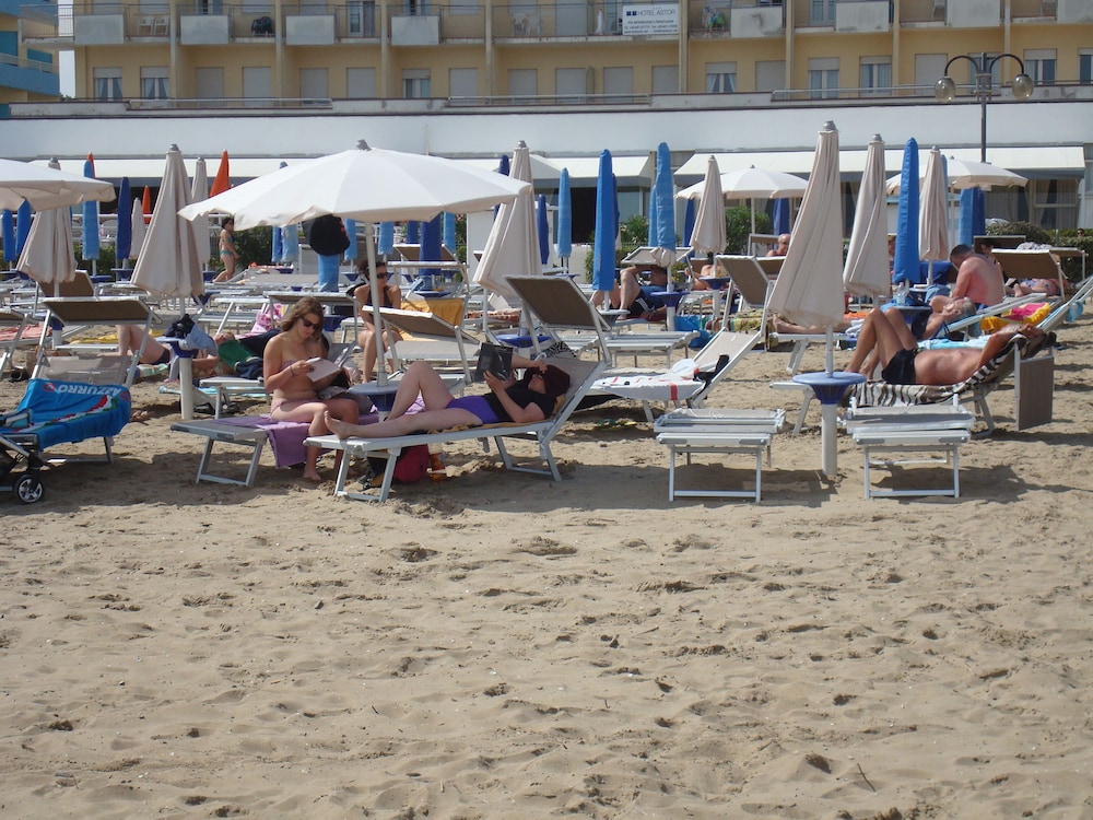 Hotel Marlisa Pier 23/28