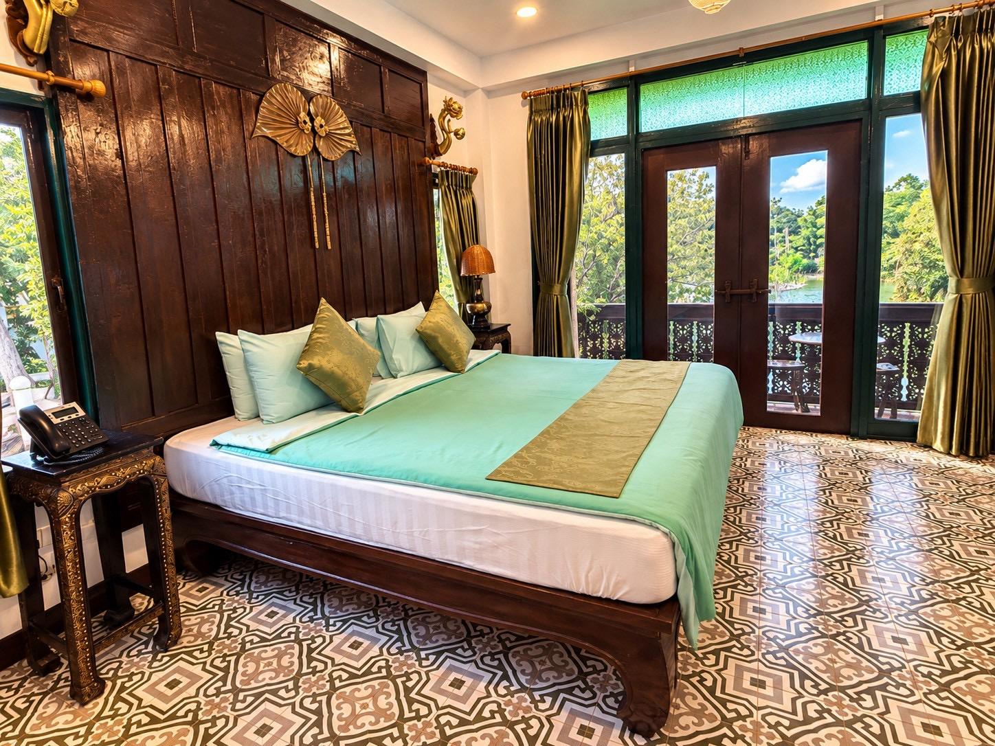Suite, Rice Field View