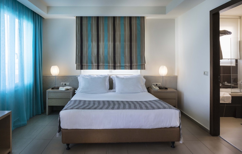 Glaros Beach Hotel 14/50