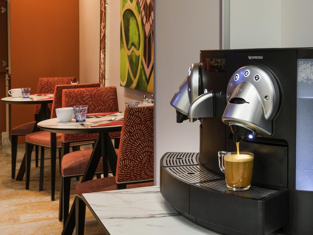 Mercure Paris Pont de Levallois Neuilly 35/43