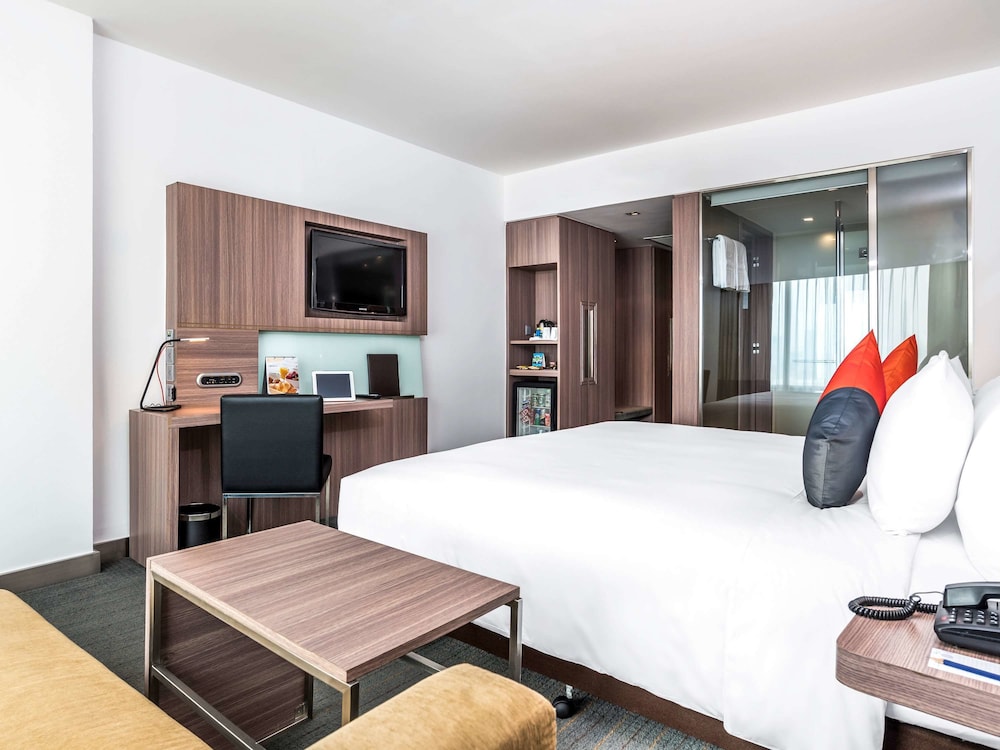 Hilton Garden Inn Bangkok Silom 12/41