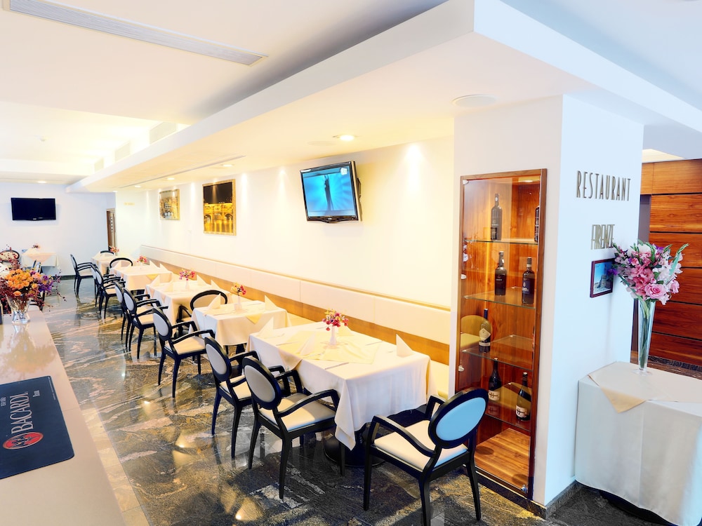 Hotel Beyfin 48/61