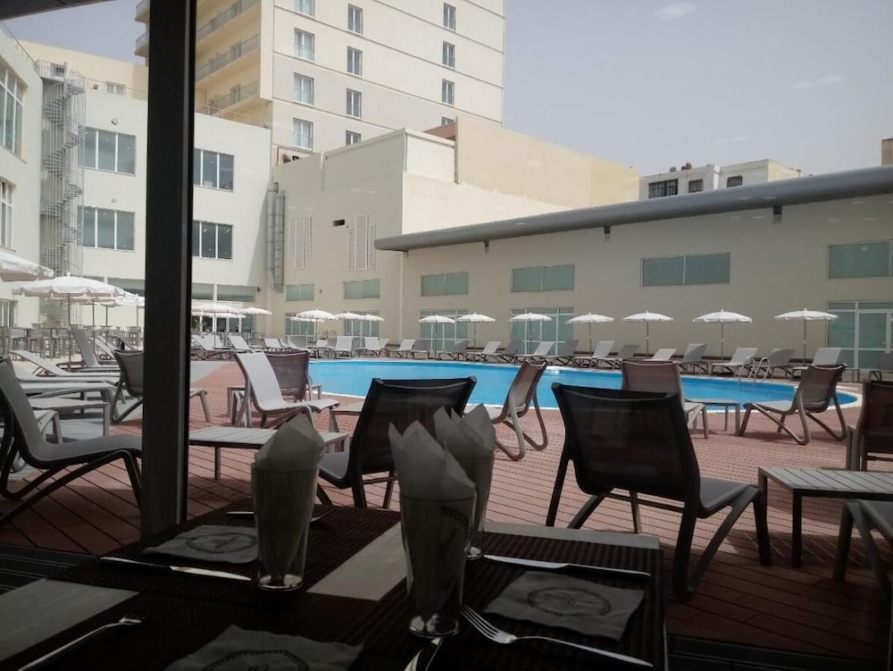 Vendome Khaled Hotel 35/37