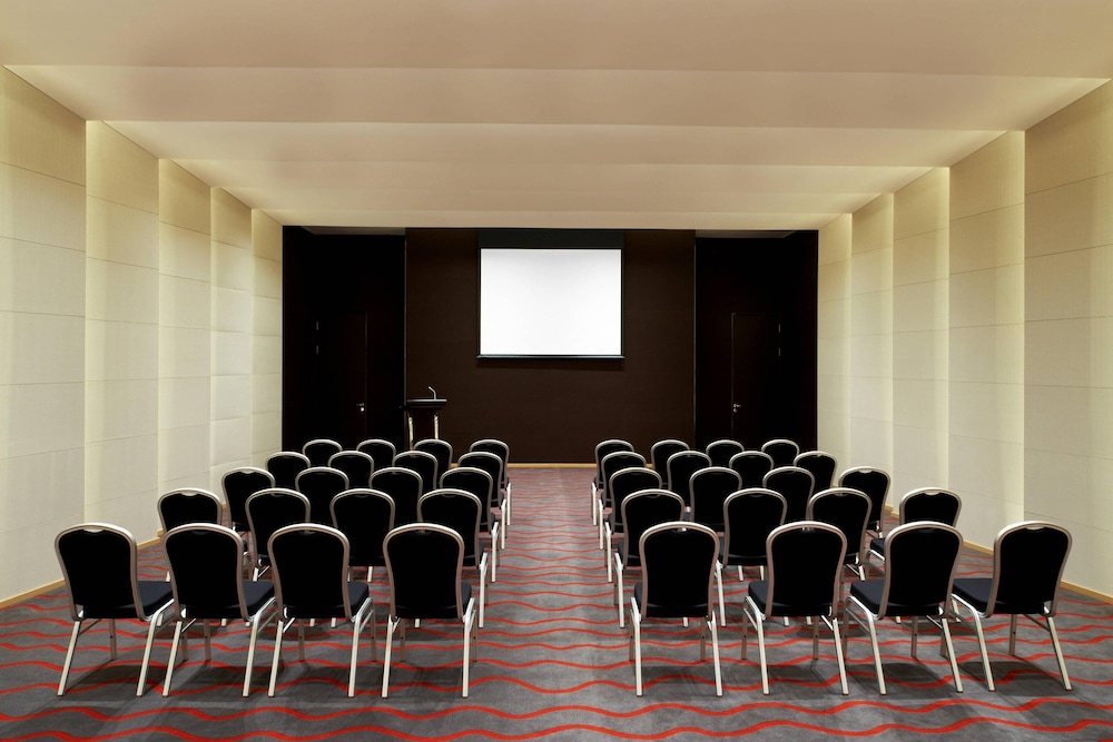 Four Points By Sheraton Qingdao West Coast Formerly Four Points By Sheraton Qingdao Huangdao 33/50