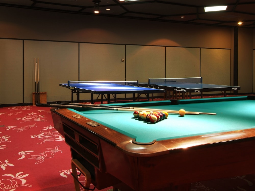 swimming pool spa