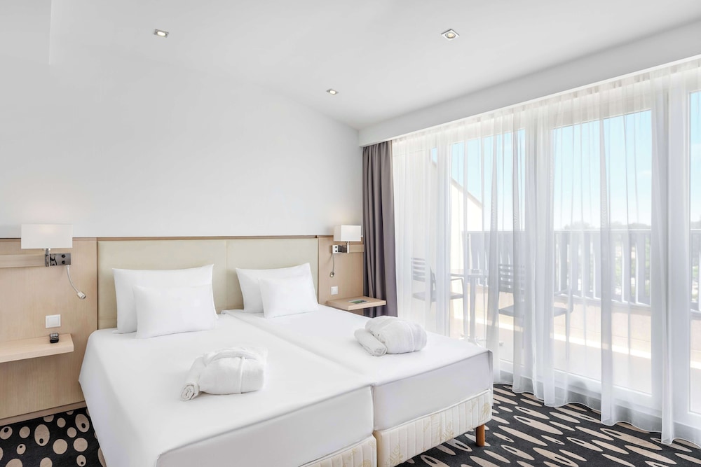 Park Inn by Radisson Sarvar Resort & Spa - All Inclusive 10/47