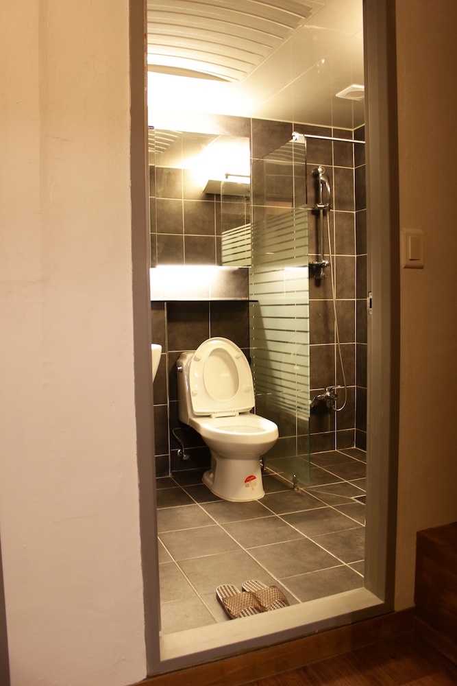 Urban Art Stay - Hostel 40/42
