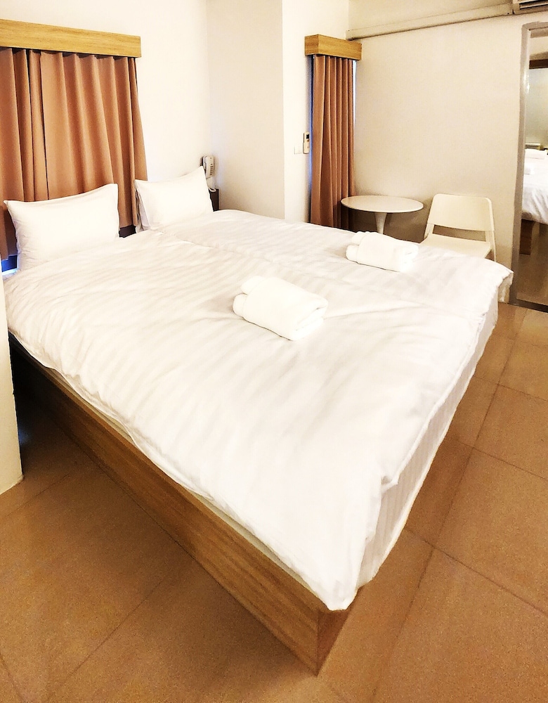 Tower, Standard, Double Bed