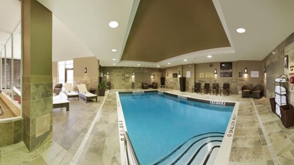 Hilton Garden Inn Brampton 25/55