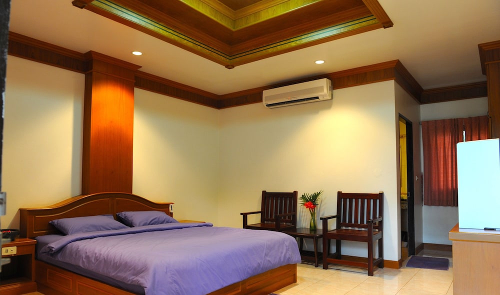Bansaithong Beach Resort 22/52