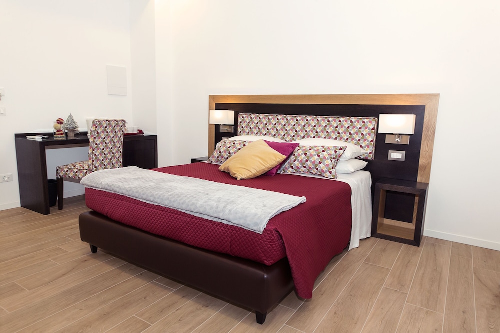 STANDARD, DOUBLE BED, BALCONY