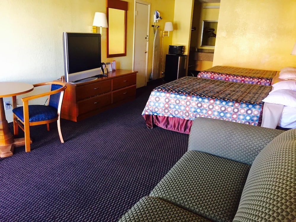 Travelodge By Wyndham New Braunfels 12/22