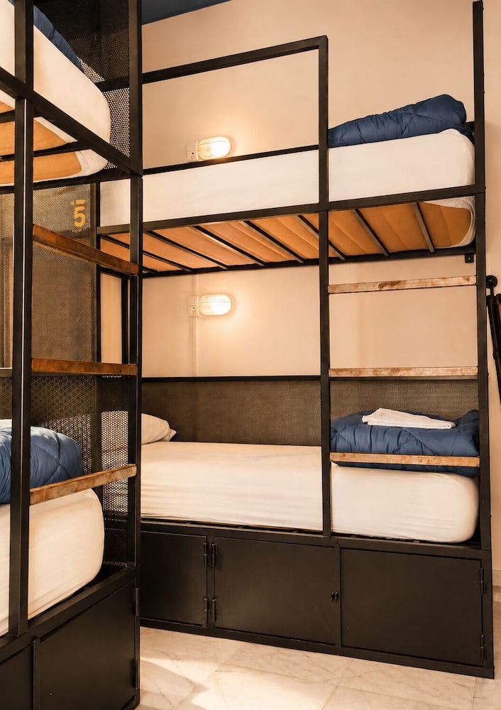 Oasis Backpackers Hostel Sevilla 45/45