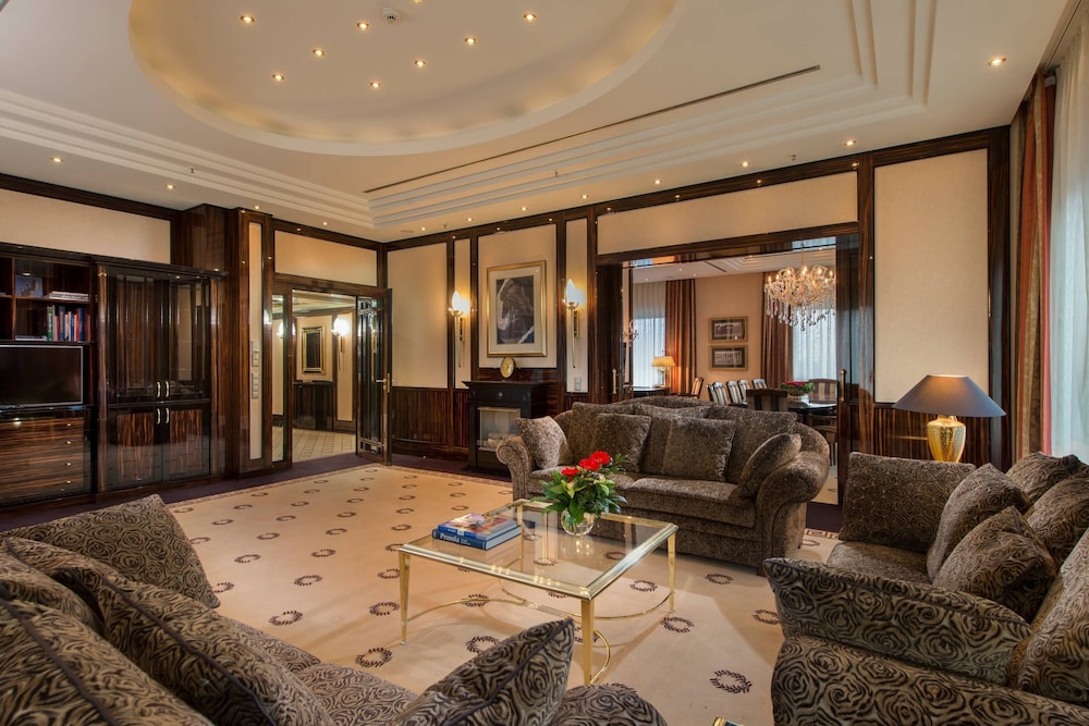 JW Marriott Hotel Berlin 44/68