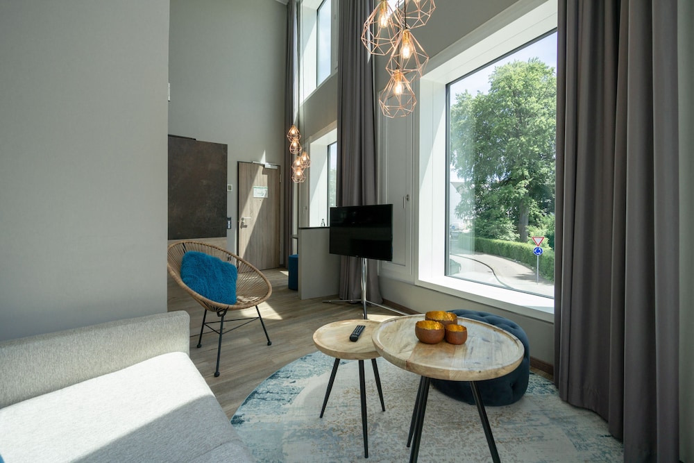 HARBR. hotel Konstanz 37/66