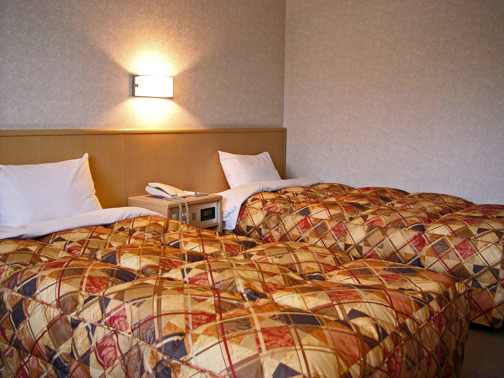STANDARD, TWIN BEDS