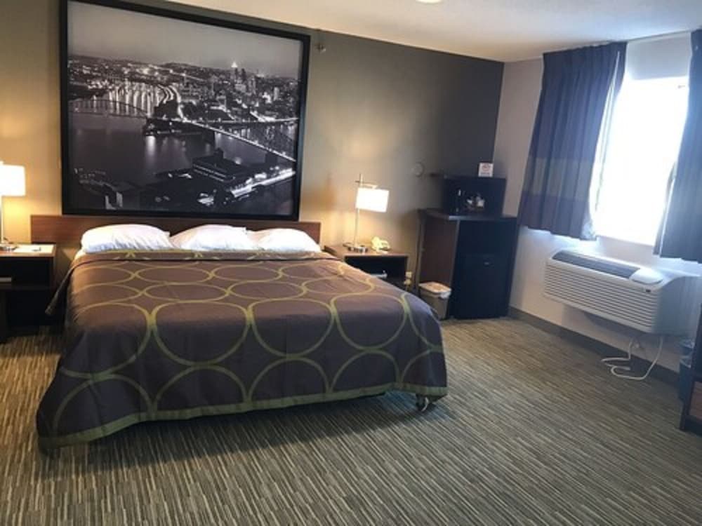 Super 8 by Wyndham Hanover 13/43