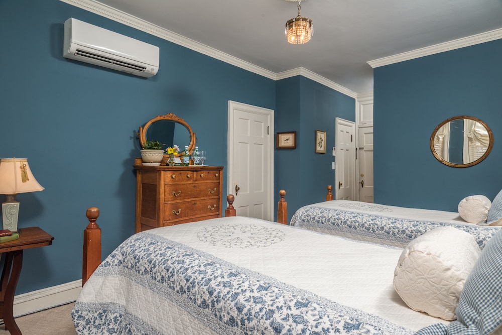 Kenmore Inn 30/71
