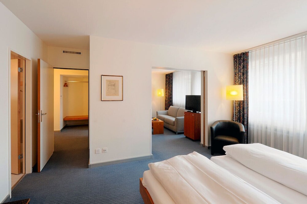 Sorell Hotel Merian 22/50