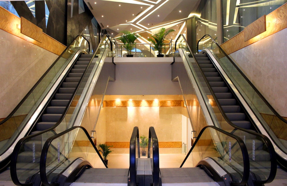 Harris Hotel & Convention Gubeng 5/46