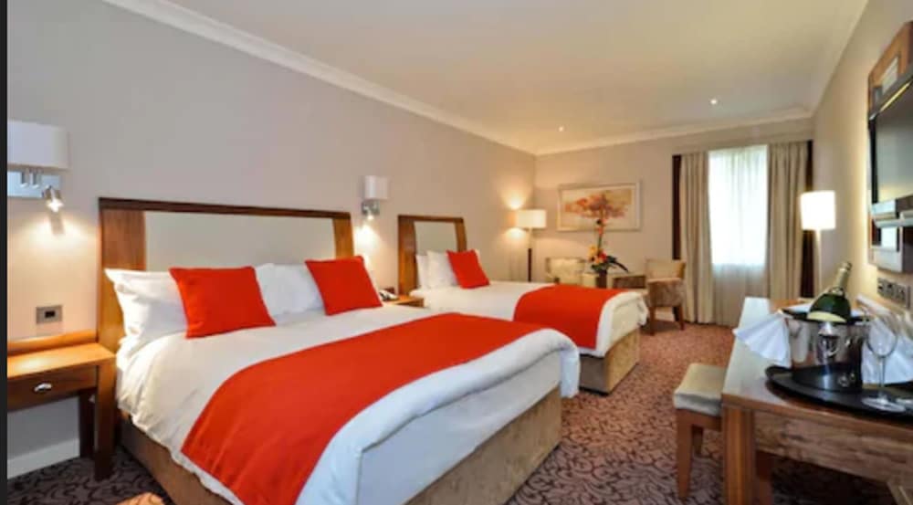 Salthill Hotel 14/61
