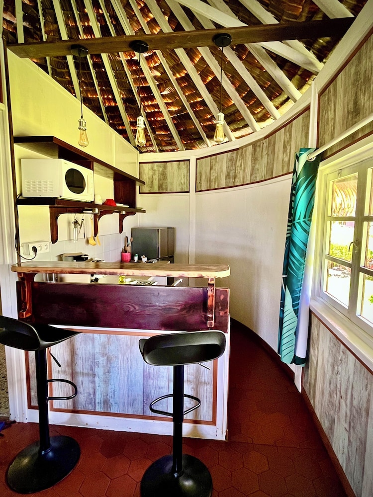 Linareva Moorea Beach Resort 11/50