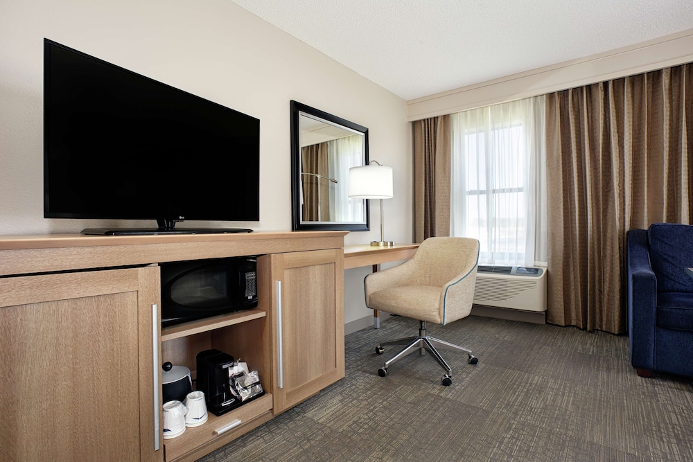 Hampton Inn Georgetown Marina 33/35
