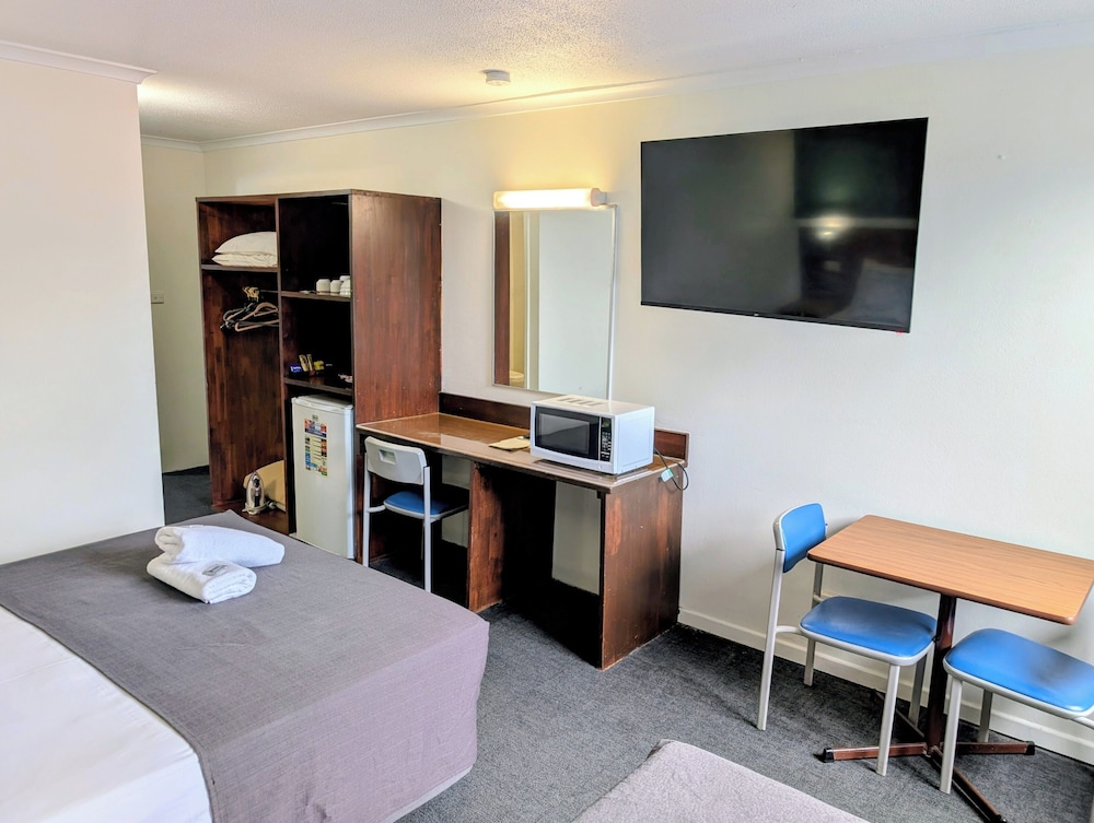 Hampton Villa Motel (ex.Comfort Inn Rockhampton) 62/71