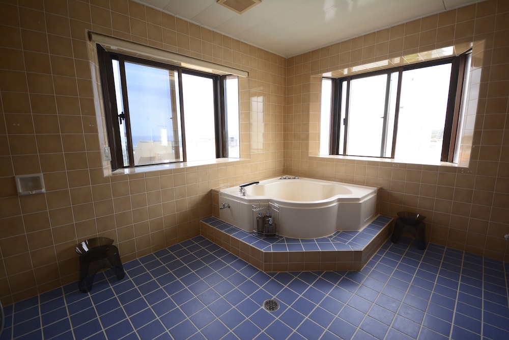 Buzz Resort (ex. Designers Resort Nakadoma Inn) 67/67