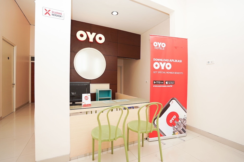 OYO 782 Menjangan Residence at Citraland 1 2/17